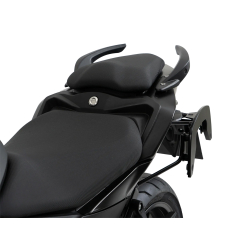 R 625 à partir de 2025 ✓ Supports de sacoches type C-Bow Hepco-Becker