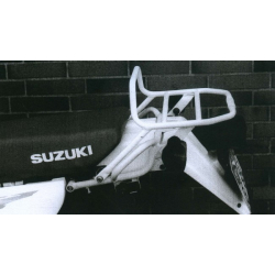 DR 125 SE 1995-1998 ✓ Support de top case tubulaire Hepco-Becker